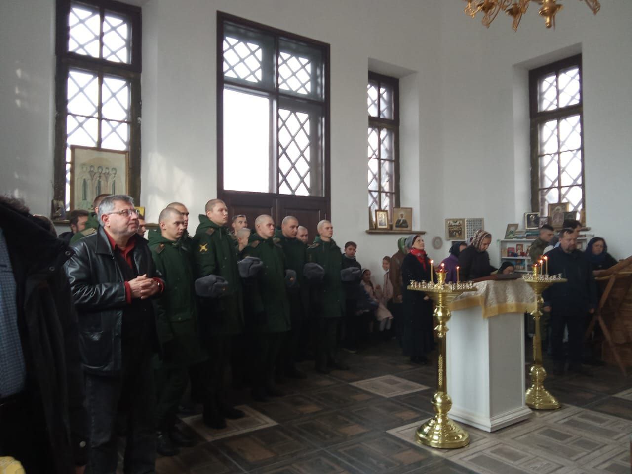 Праздничная Божественная Литургия в храме Архангела Михаила на "Холме чести" г. Гюмри.