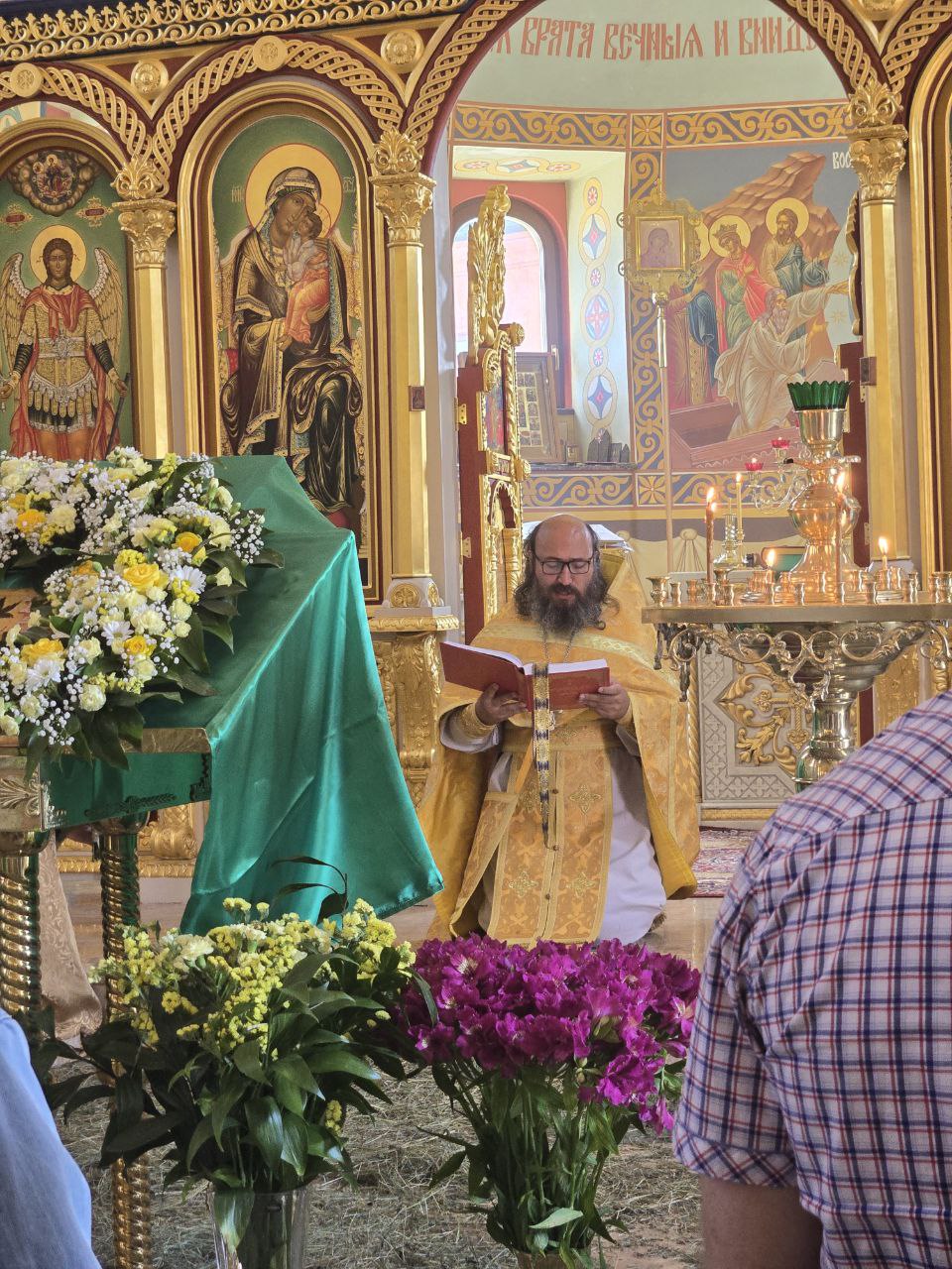 Праздник Святой Троицы в храмах Ереванско-Армянской епархии