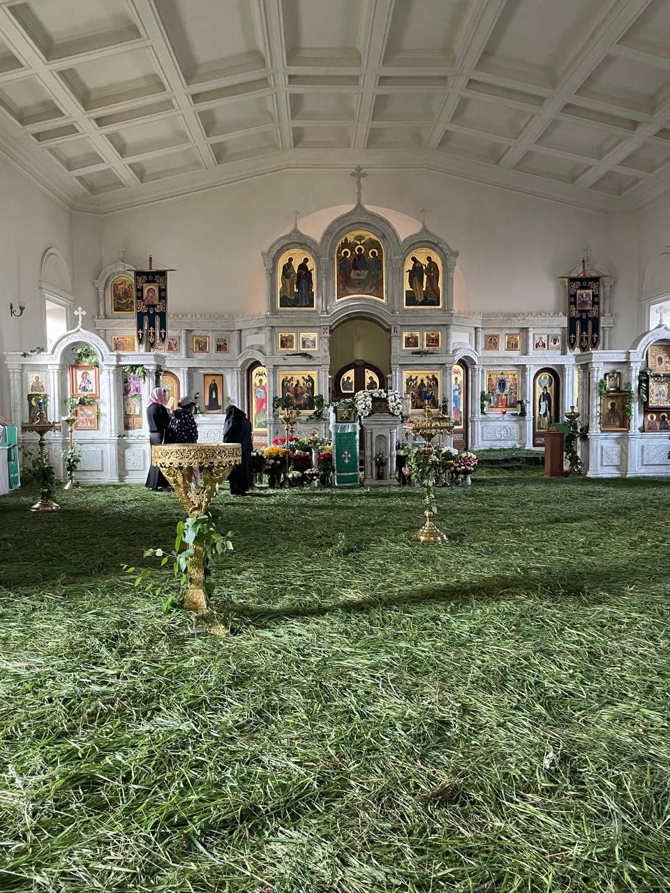 Праздник Святой Троицы в храмах Ереванско-Армянской епархии