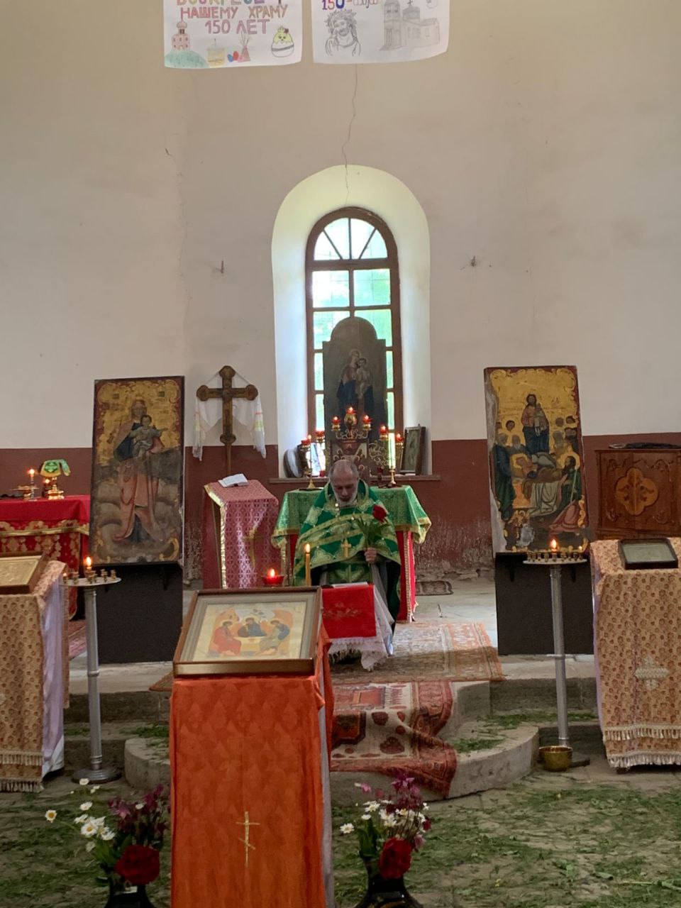 Праздник Святой Троицы в храмах Ереванско-Армянской епархии