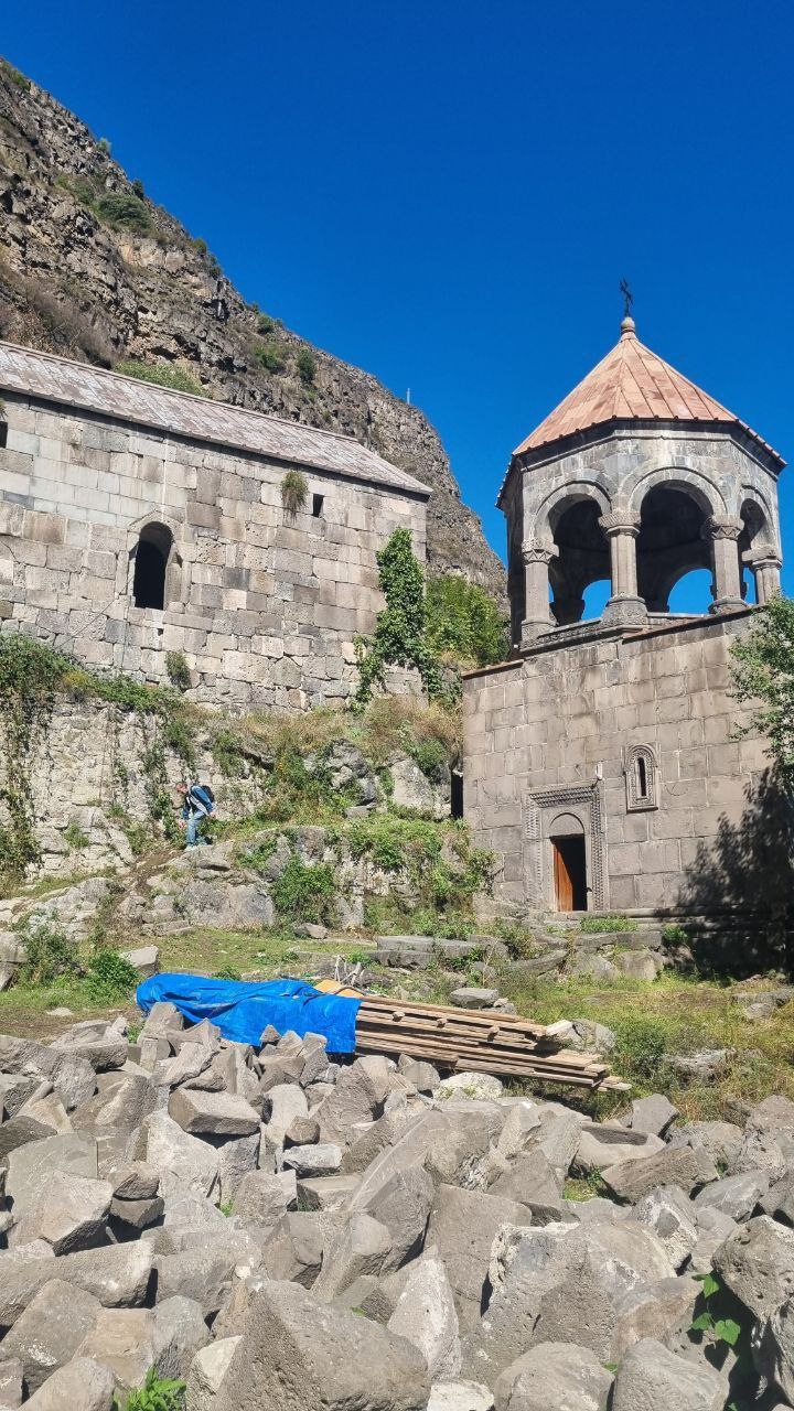 Поездка в монастырь Кобайр в Лорийской области
