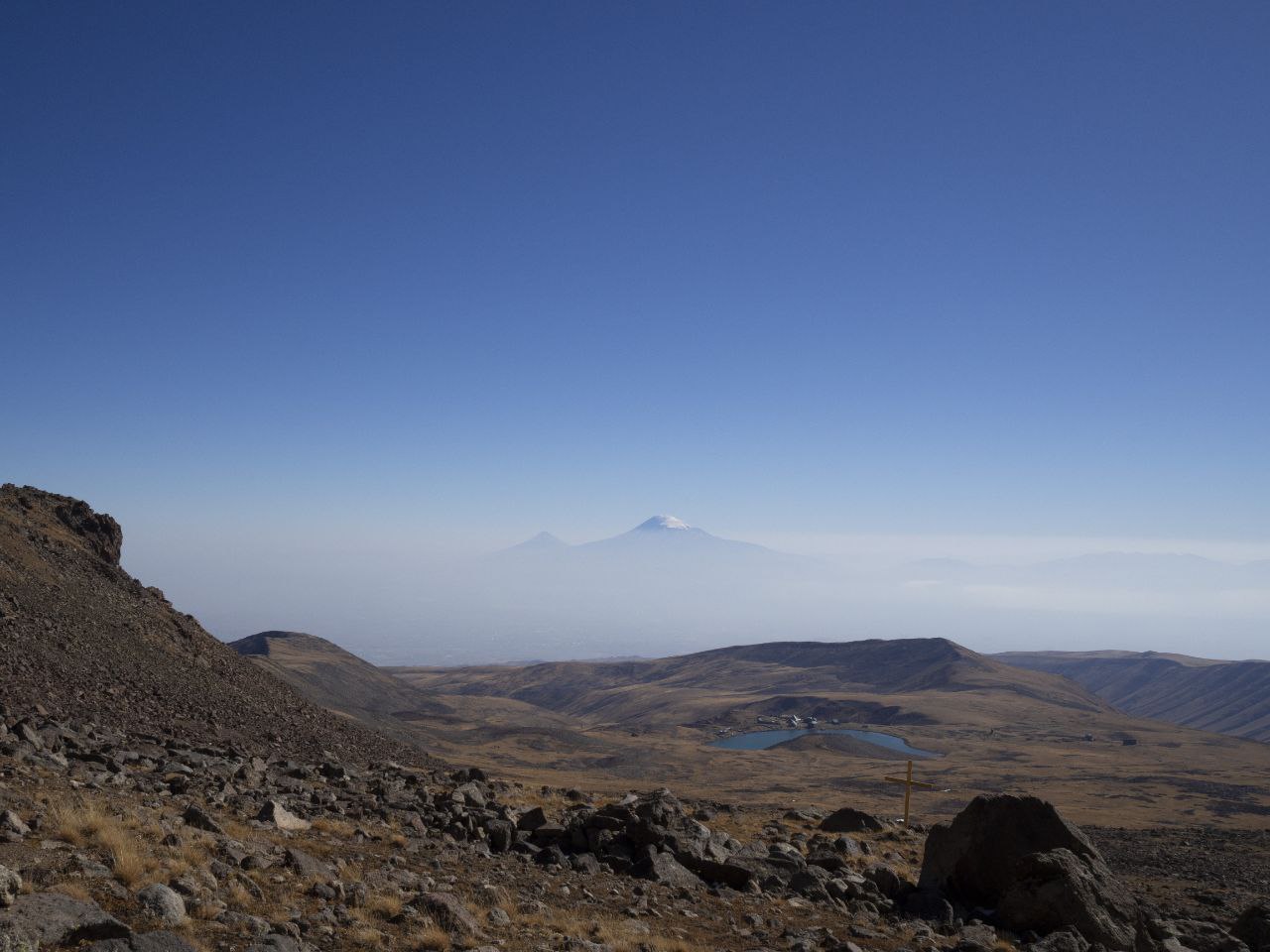 Паломники Ереванско-Армянской епархии совершили восхождение на Арагац