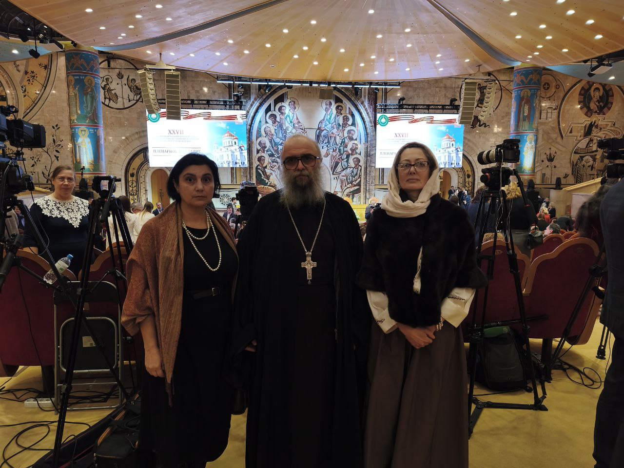 Делегация Ереванско-Армянской епархии приняла участие в пленарном заседании XXVII ВРНС