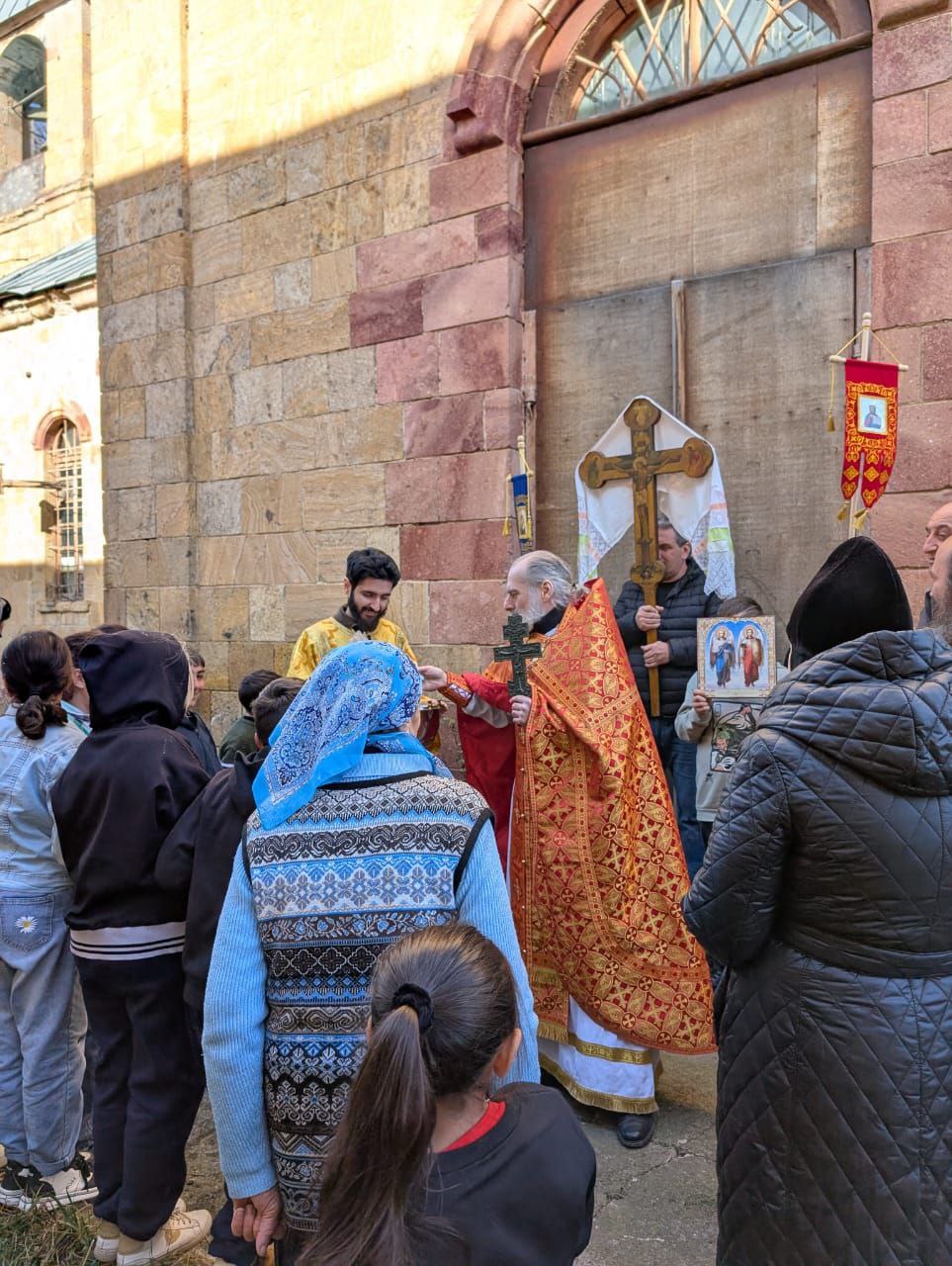 Празднование Собора Архистратига Божия Михаила и прочих Небесных Сил бесплотных в храмах Ереванско-Армянской епархии.