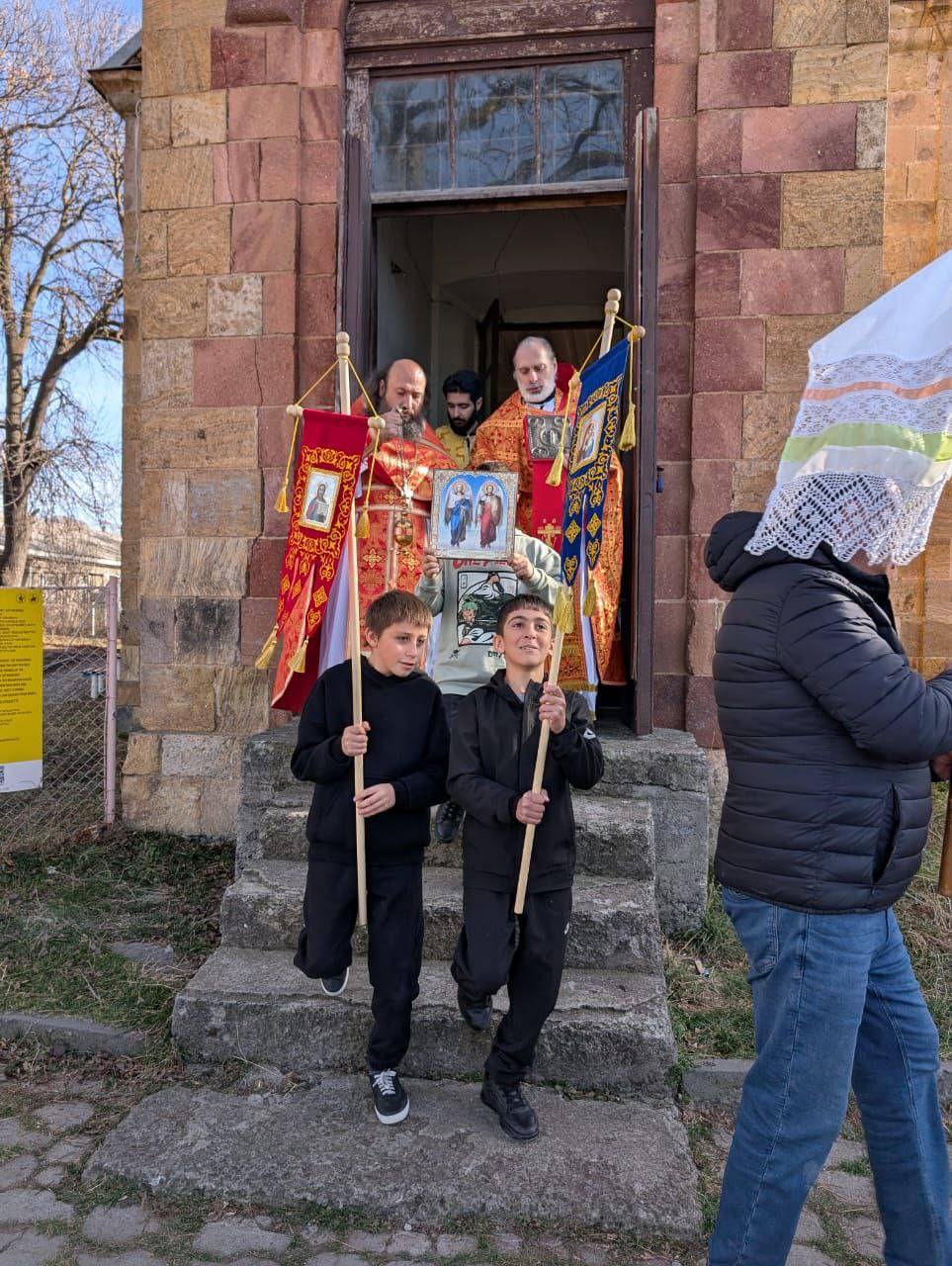 Празднование Собора Архистратига Божия Михаила и прочих Небесных Сил бесплотных в храмах Ереванско-Армянской епархии.