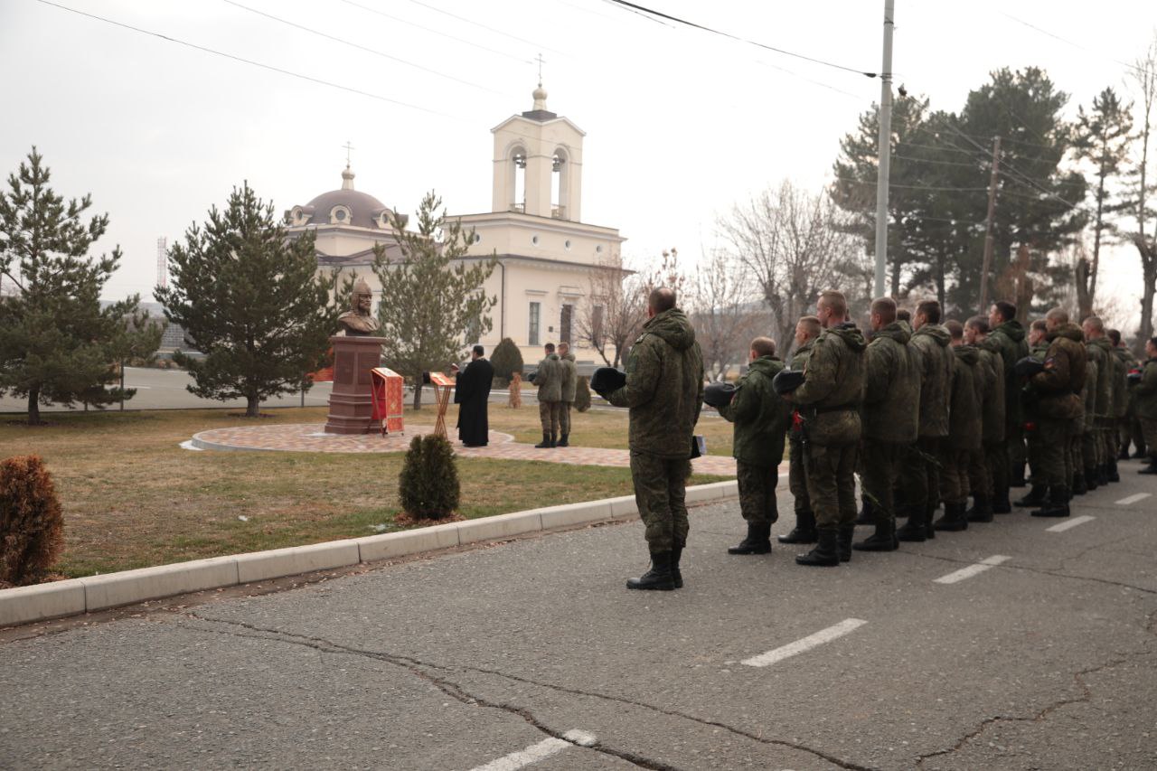 В Гюмри молитвенно почтили память святого благоверного князя Александра Невского и помолились о упокоении жертв Спитакского землетрясения