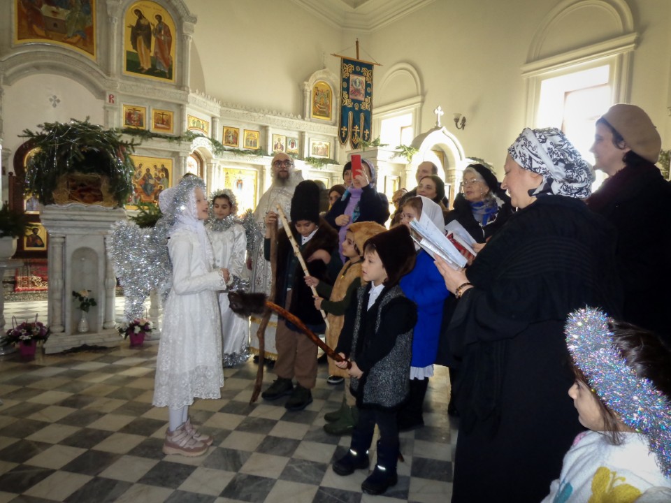 В рамках республиканского этапа Международных Рождественских чтений cостоялось выступление воспитанников воскресной школы Покровского храма