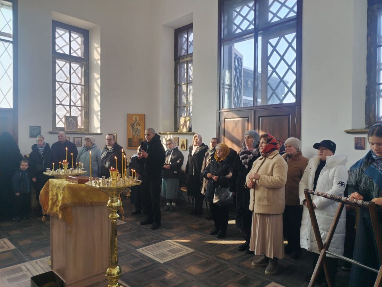 Празднование Рождества Господа Бога и Спаса нашего Иисуса Христа в храмах Ереванско-Армянской епархии: фоторепортаж