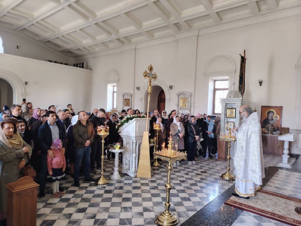 Празднование Входа Господня в Иерусалим в храмах Ереванско-Армянской епархии: фоторепортаж