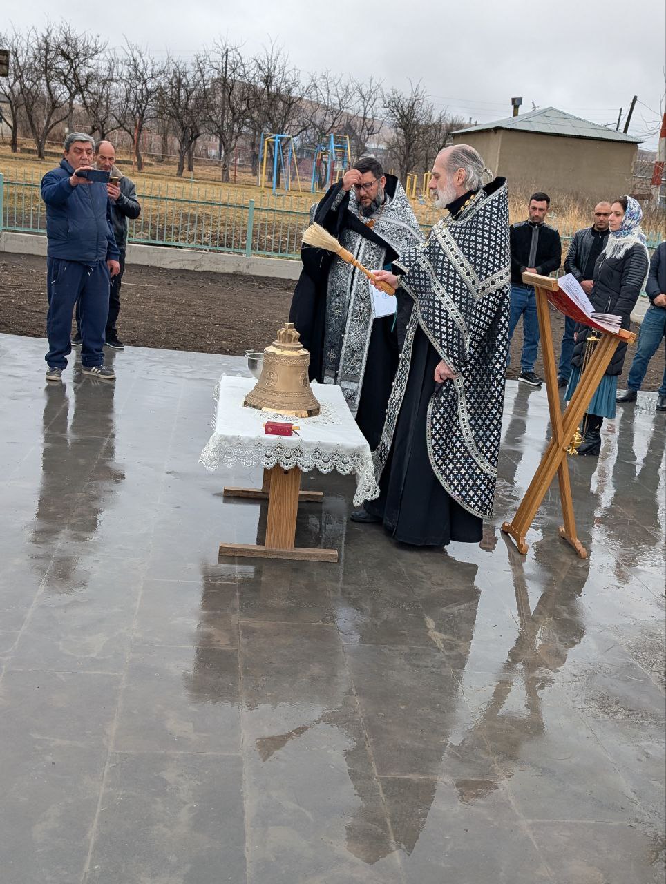 Освящение колоколов для восстанавливаемого Никольского храма в селе Амракиц