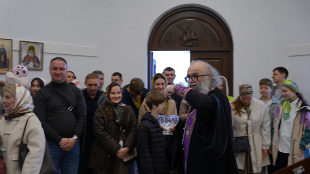 В Великую Субботу в Пограничном управлении ФСБ в Ереване освятили пасхальные куличи