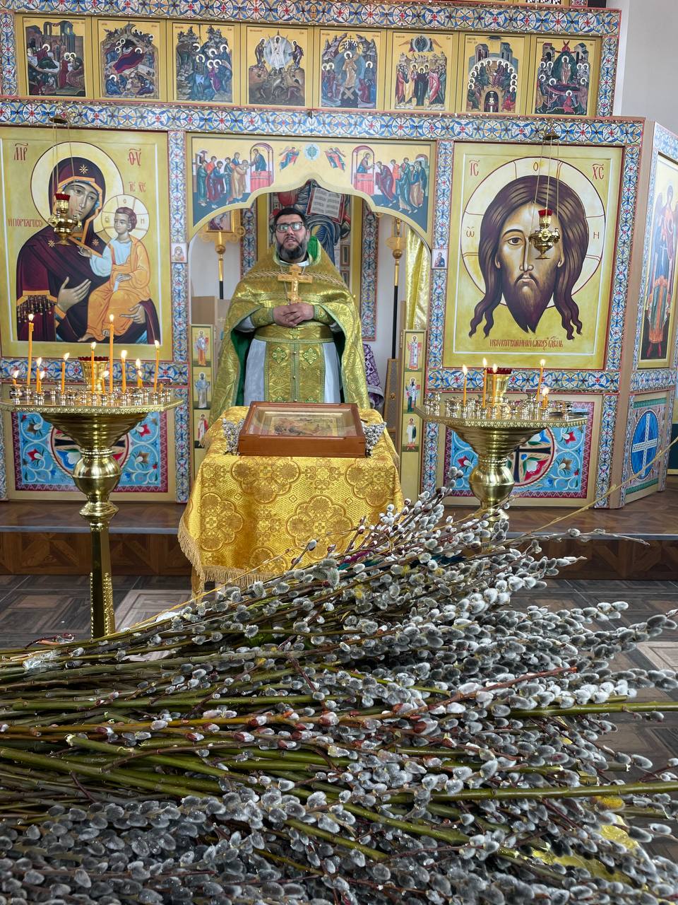 Празднование Входа Господня в Иерусалим в храмах Ереванско-Армянской епархии: фоторепортаж