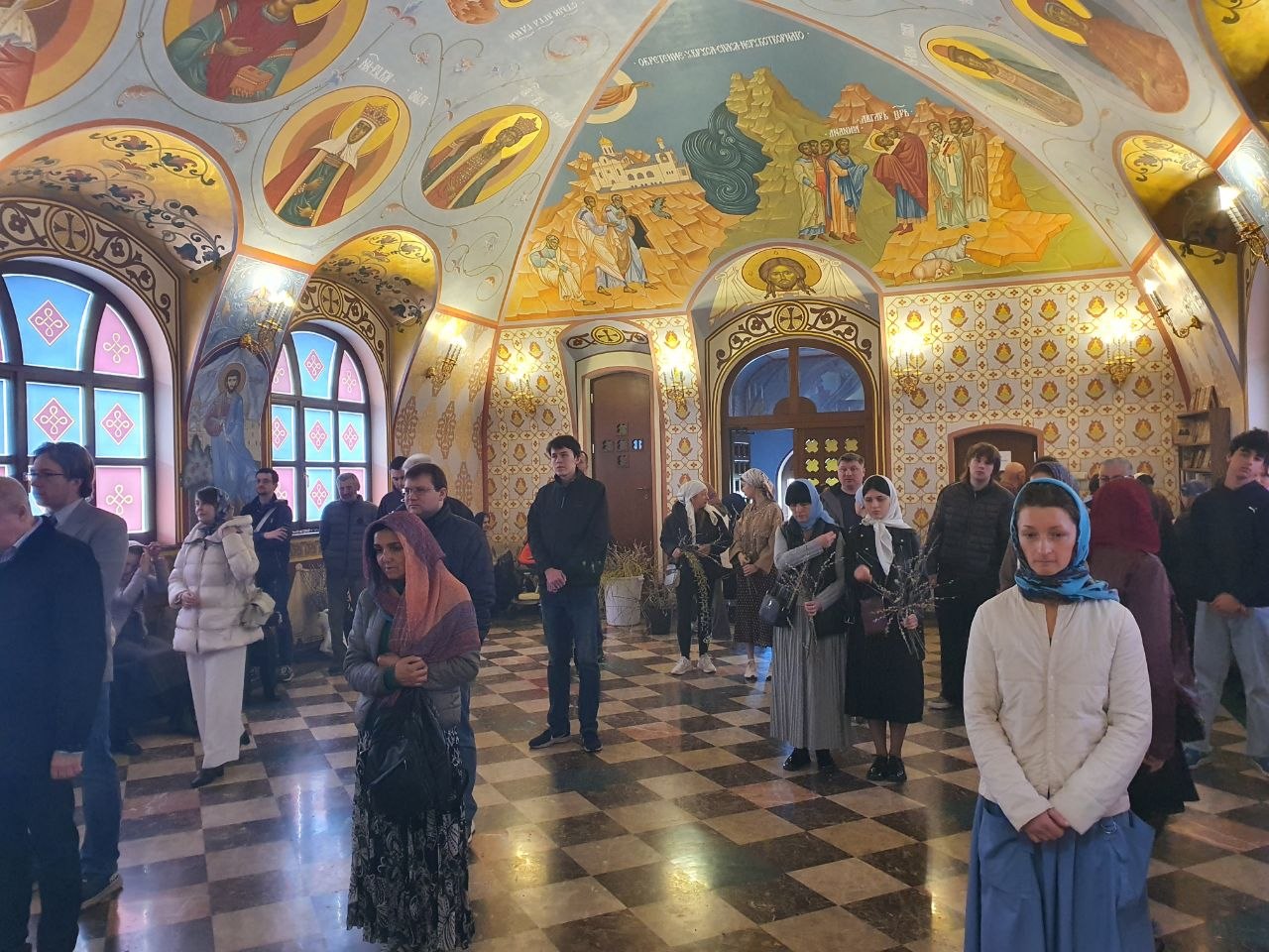 Празднование Входа Господня в Иерусалим в храмах Ереванско-Армянской епархии: фоторепортаж