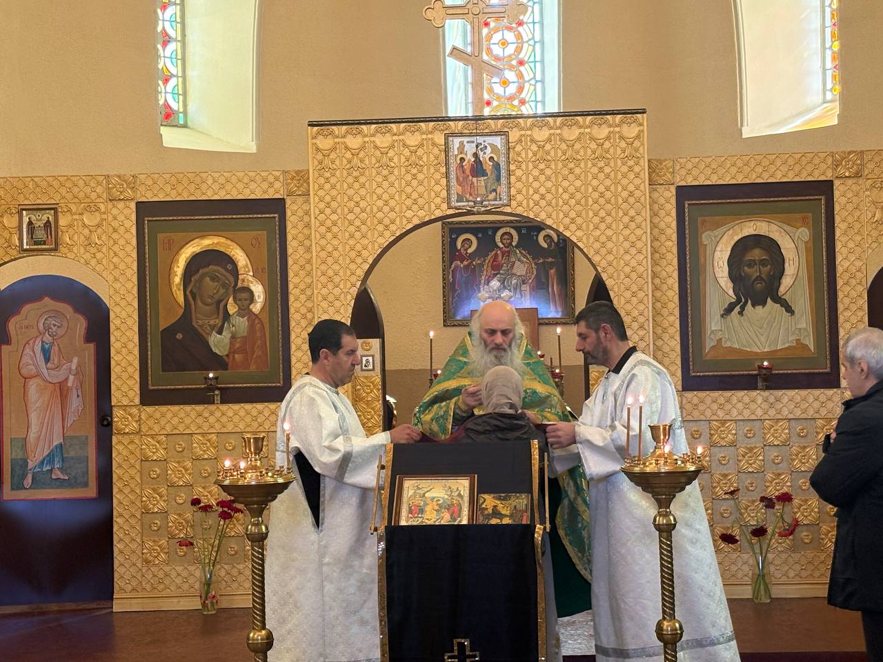 Празднование Входа Господня в Иерусалим в храмах Ереванско-Армянской епархии: фоторепортаж