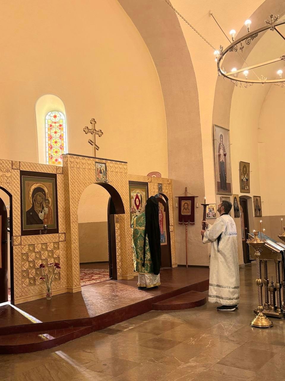 Празднование Входа Господня в Иерусалим в храмах Ереванско-Армянской епархии: фоторепортаж