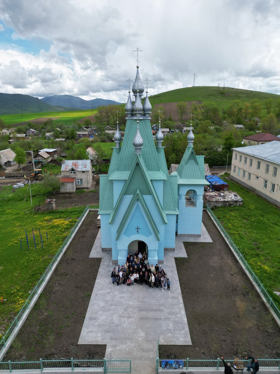 В восстановленном Никольском храме села Амракиц состоялся праздничный молебен
