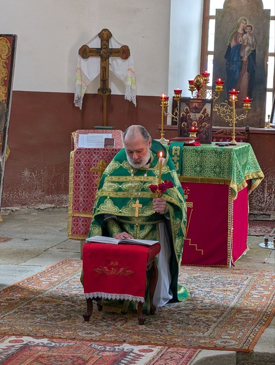 Празднование Дня Святой Троицы, Пятидесятницы в храмах Ереванско-Армянской епархии: фоторепортаж
