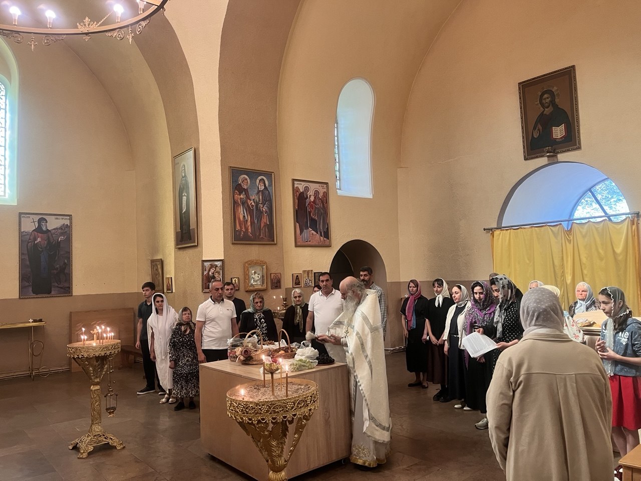 Празднование Преображения Господа Бога и Спаса нашего Иисуса Христа в храмах Ереванско-Армянской епархии: фоторепортаж