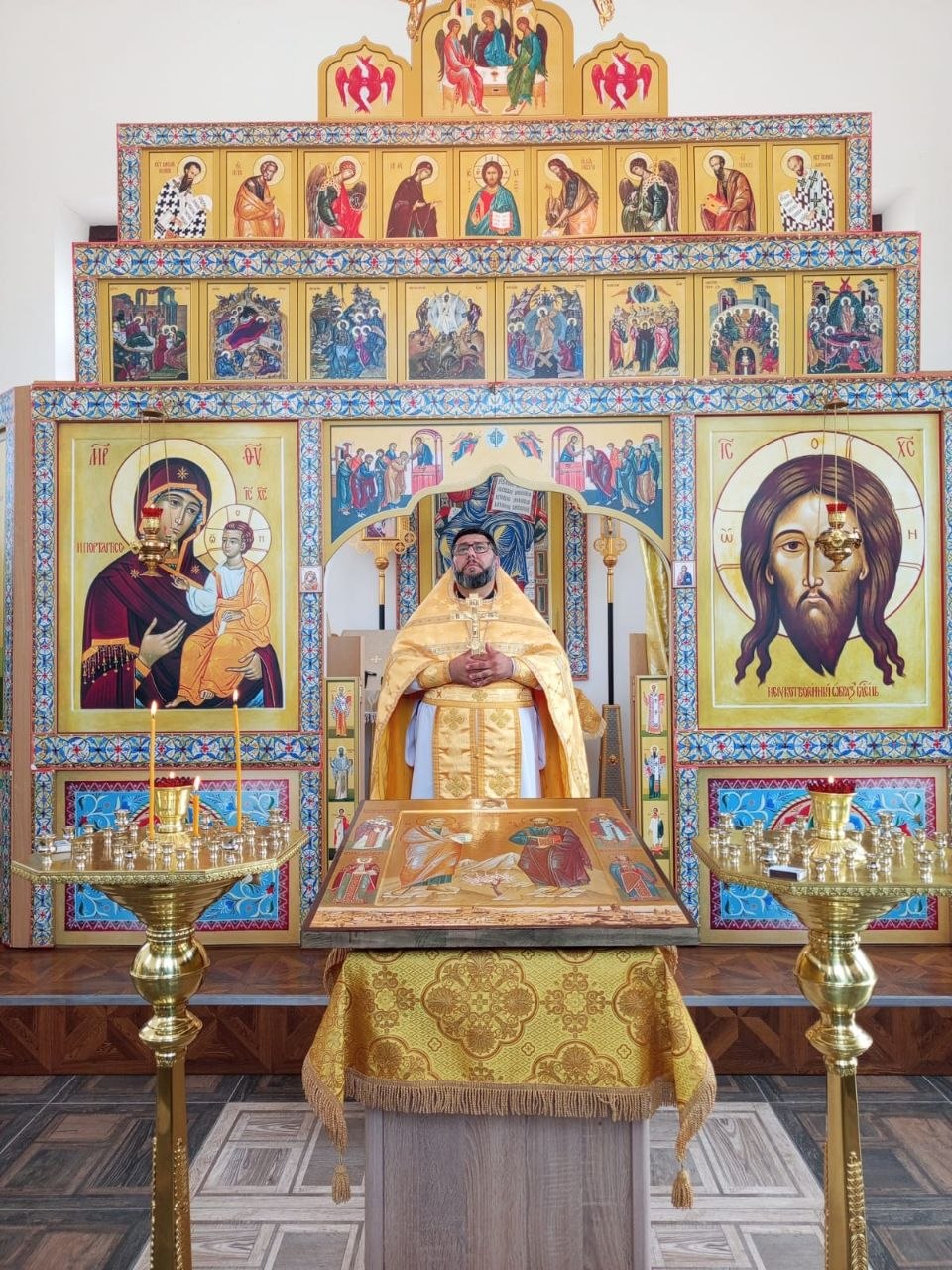 Празднование памяти cлавных и всехвальных первоверховных апостолов Петра и Павла в храмах Ереванско-Армянской епархии: фоторепортаж