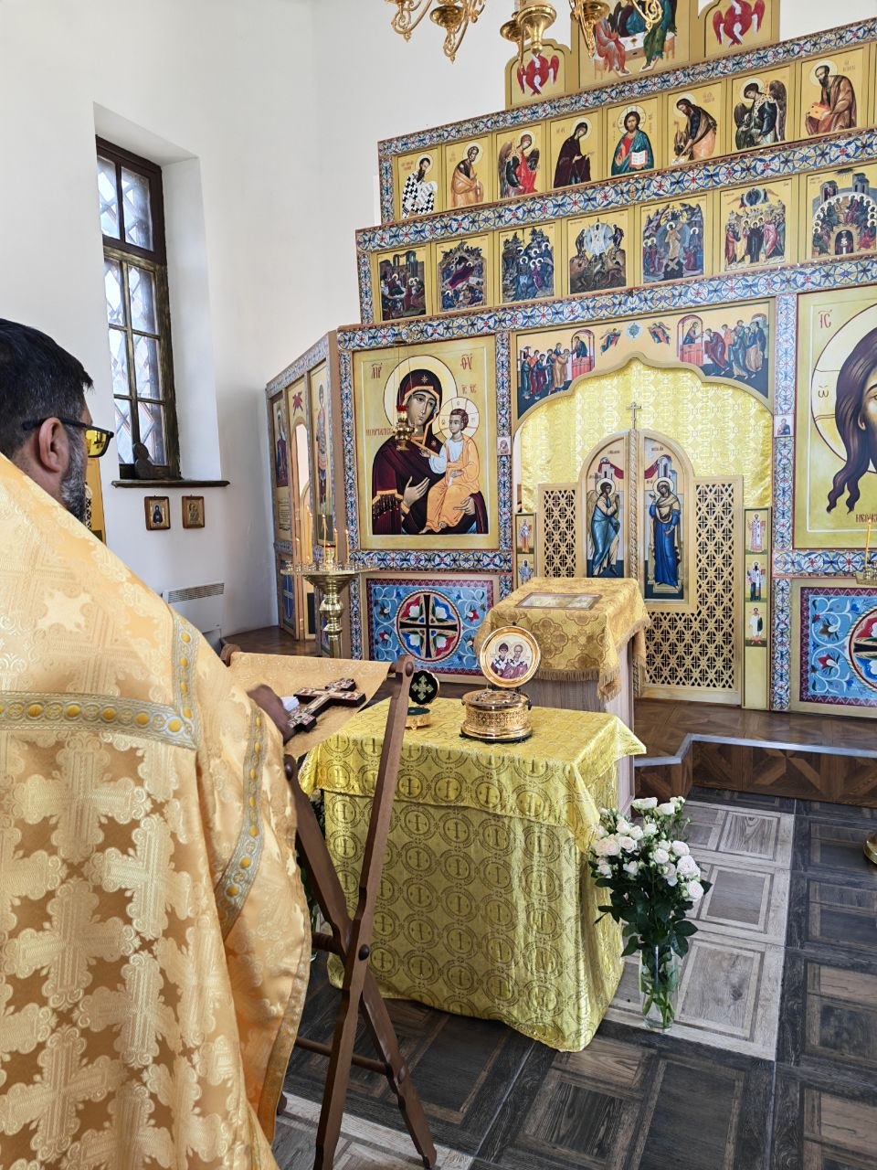 Торжественное перенесение мощей святителей Луки Крымского и Спиридона Тримифунтского в г. Гюмри