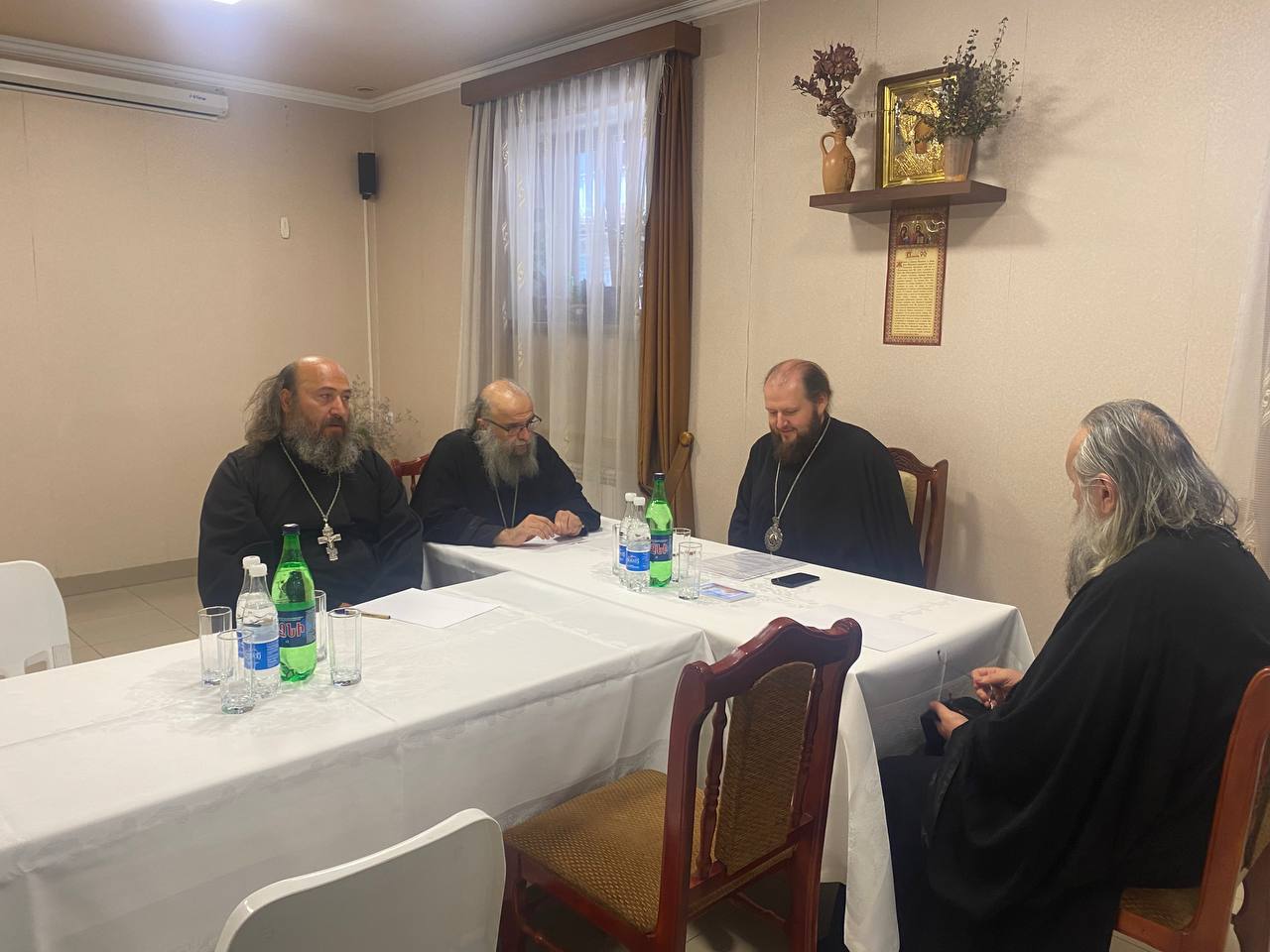 Заседание Епархиального совета Ереванско-Армянской епархии.