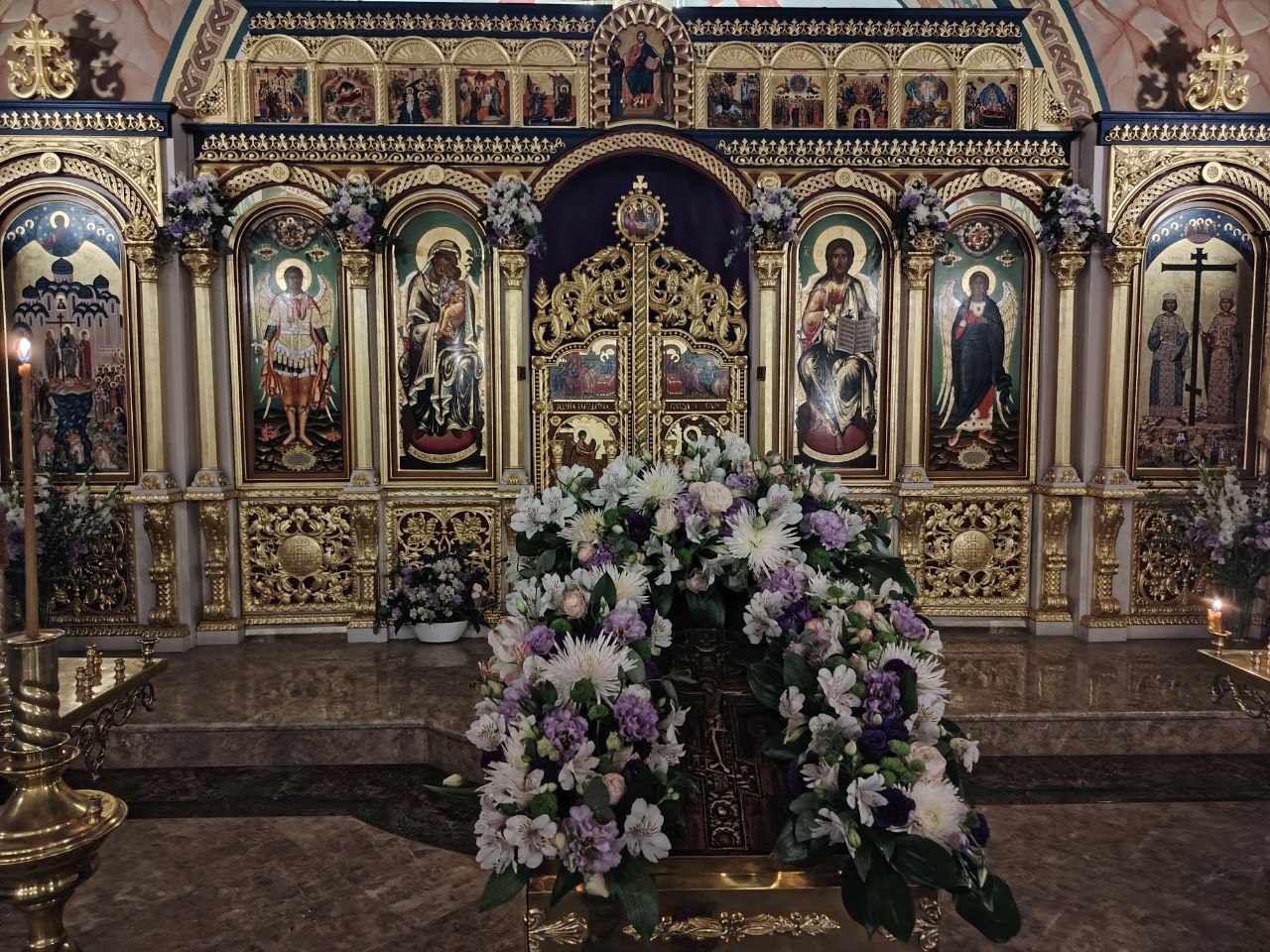 Престольный праздник в Крестовоздвиженском храме Еревана