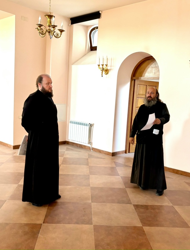 Визит архиепископ Аксия в Крестовоздвиженский храм г. Еревана